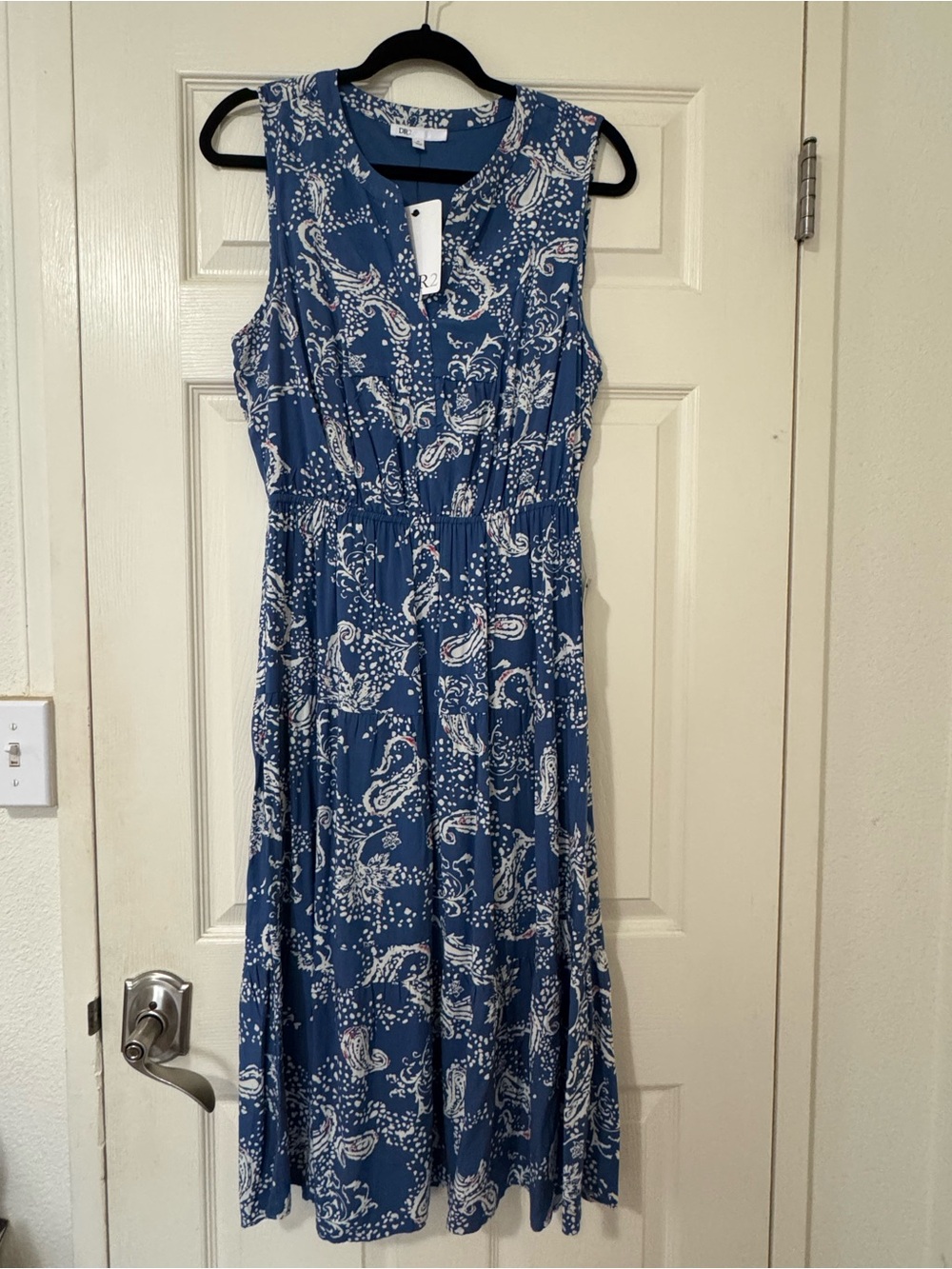 DR2 Blue Paisley Sleeveless Midi Dress